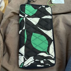 Green black and white vera bradley waller